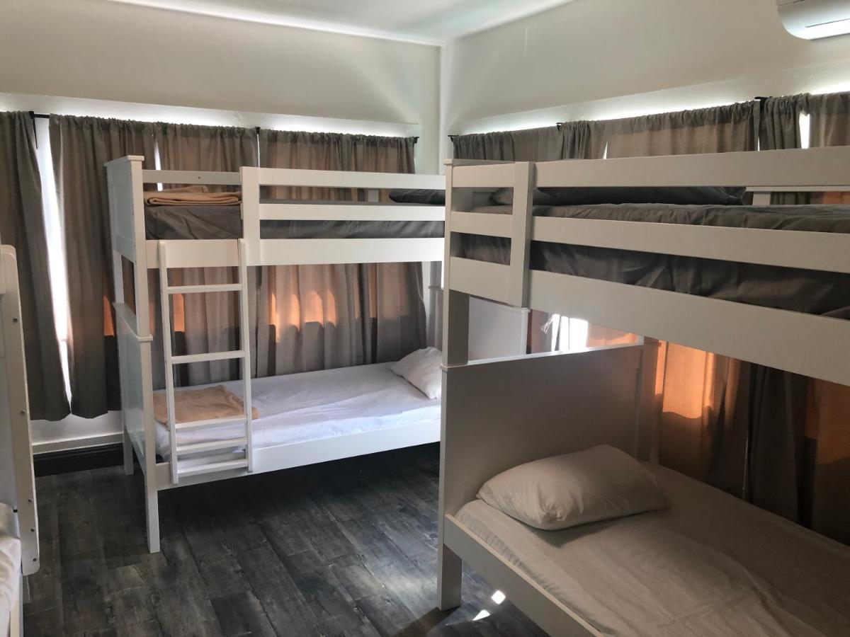Albergue The Wilshire Metro